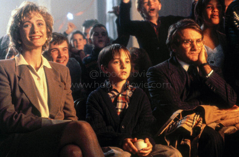 The perfect contrast: Moira delighted by the performance, Peter utterly bored, and Jack suspended somewhere in between.